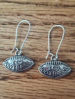 NWT Tibetan Silver - "I ❤️ Football" Dangle Earrings